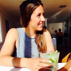 Meet your Posher, Monique